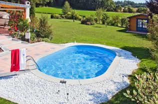 Ovalschwimmbecken